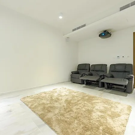 Adonis Beach Villas No.32 *